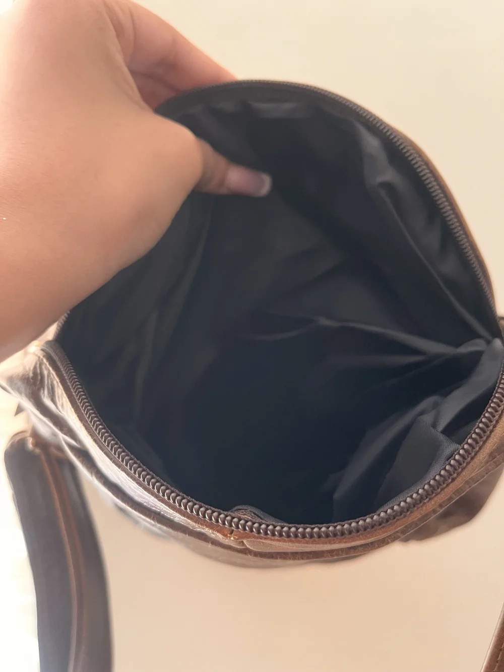 Men's Brown Leather Crossbody Shoulder Bag